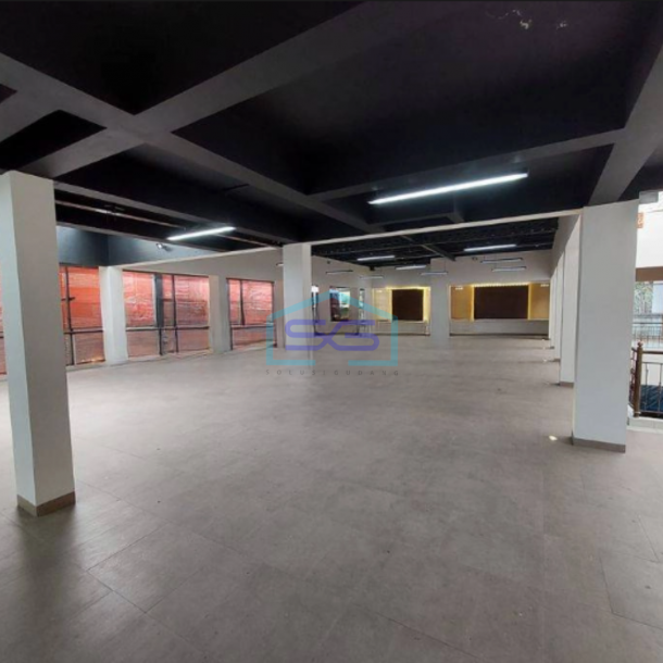 Disewakan Ruko 3 Lantai Luas Bangunan 1500 m² di Braga Bandung-3