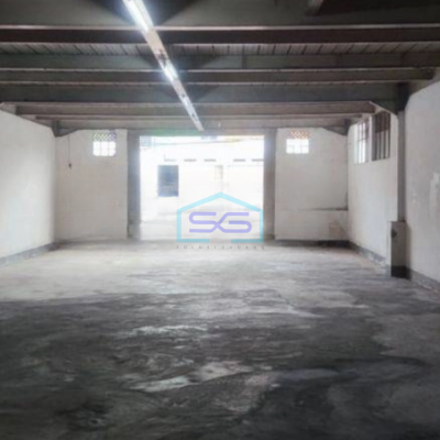 Disewakan Gudang Siap Pakai Luas Tanah 300 m² di Caringin Bandung-2