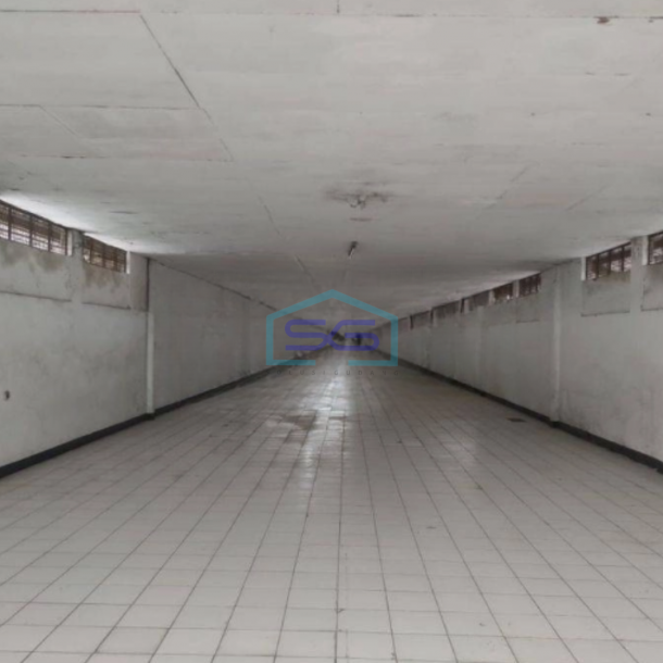 Disewakan Gudang Siap Pakai Luas Tanah 300 m² di Caringin Bandung-1