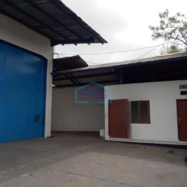 Disewakan Gudang di Caringin Bandung Luas Tanah  500 m²-1