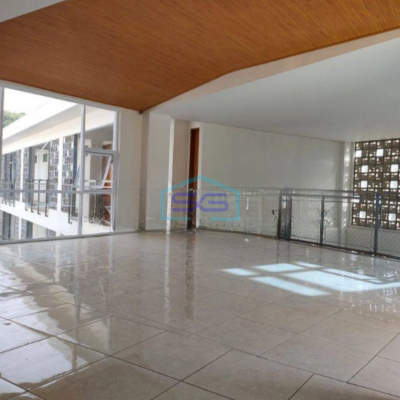 Dijual Ruang Usaha 3 Lantai Luas Tanah 970 m² di Ciumbuleuit Bandung