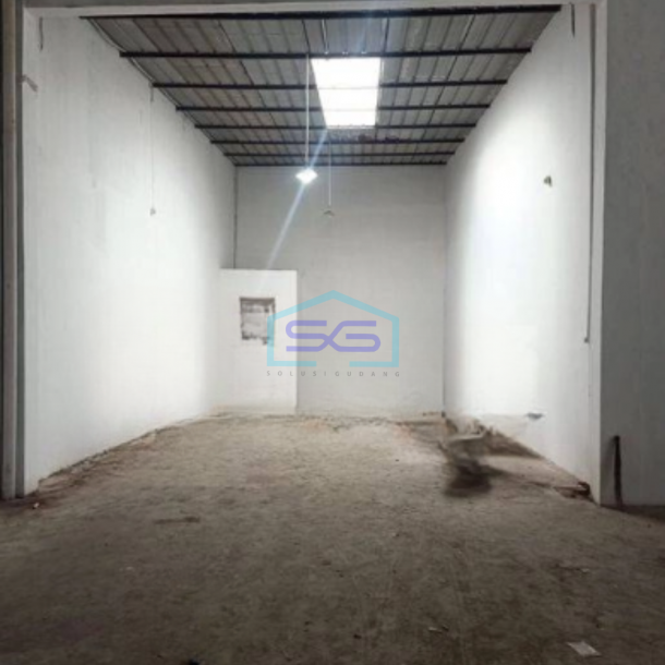 Disewakan Gudang Luas Tanah 1723 m² di Margaasih Bandung-1