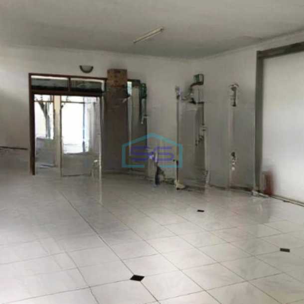 Disewakan Gudang Siap Pakai Luas Tanah 2700 m² di Caringin Bandung-2