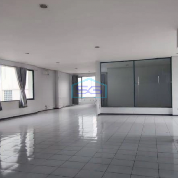 Disewakan Gedung Kantor Luas Tanah  610 m² di Pajajaran Bandung-4
