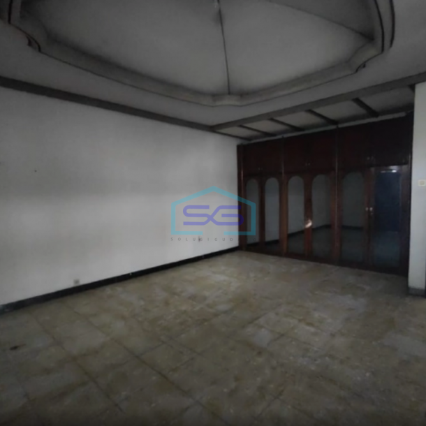 Disewakan Ruang Usaha Bagus Lokasi di Sutami Sentra Sari Bandung LB 400m2-5