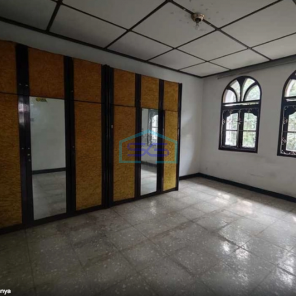 Disewakan Ruang Usaha Bagus Lokasi di Sutami Sentra Sari Bandung LB 400m2-4