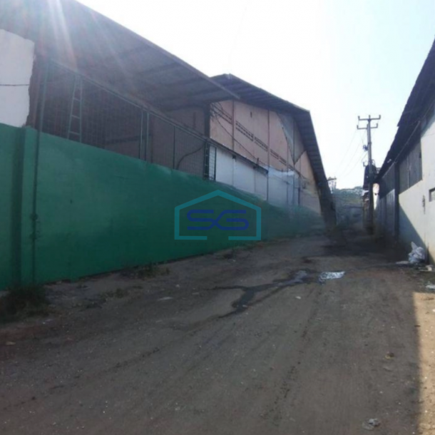 Dijual Gudang Cepat dan Murah 2 Lantai Luas Tanah  1510 m² di Kopo Bandung-1