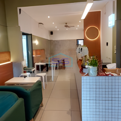 Disewakan Ruang Usaha Bagus dan Lokasi Ramai di Sayap Riau Bandung Luas 100m2