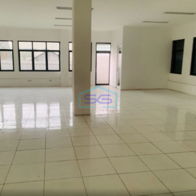 Disewakan Ruang usaha dan Gedung Cocok Untuk Kantor di Lengkong Bandung LB 1082m2