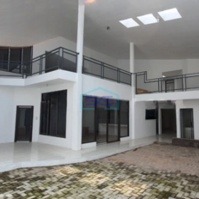 Disewakan Ruang Usaha 3 Lantai Cocok Usaha di Mainroad Caringin Kopo Bandung LB 865m2