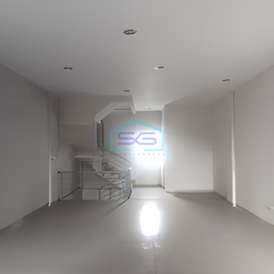 Disewakan Ruko Bagus Lokasi Strategis di Pusat Kota Bandung LB 250m2