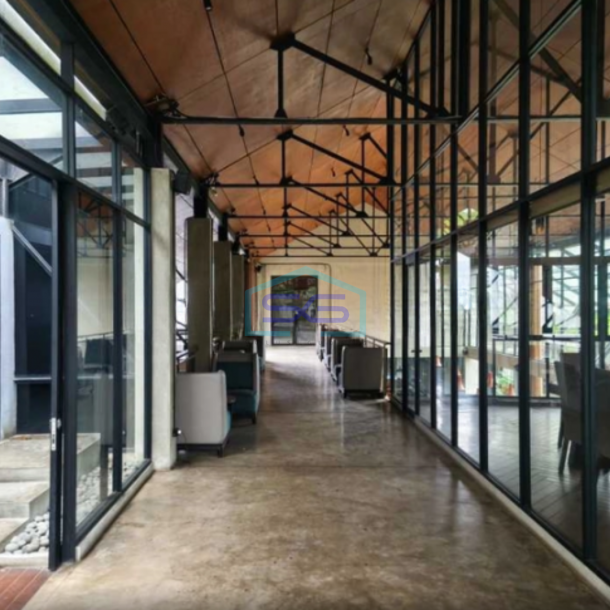 Disewakan Ruang Usaha dan Gedung Sangat Bagus di Area Ciumbuleuit Bandung Luas 2000m2-7