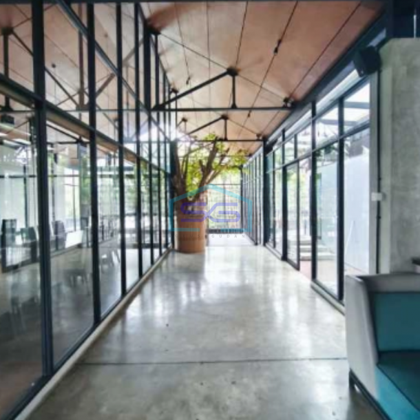 Disewakan Ruang Usaha dan Gedung Sangat Bagus di Area Ciumbuleuit Bandung Luas 2000m2-5