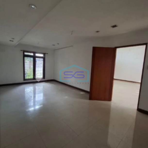 Disewakan Ruang Usaha Cocok untuk Kantor di Ciumbuleuit Bandung LB 200m2-6