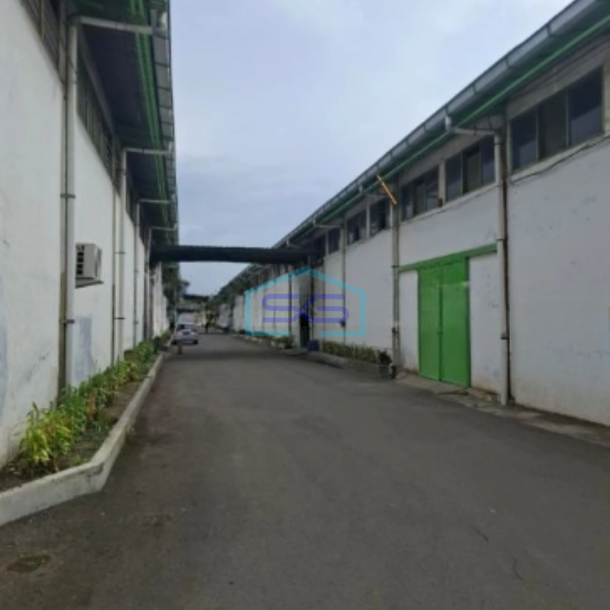 Disewakan Gudang Kawasan Sangat Bagus di Mainroad Ujungberung Bandung Luas 842m2-2