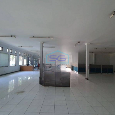 Dijual Kantor Luas Tanah  2176 m² 2 Lantai Lokasi Strategis di Bandung Kota