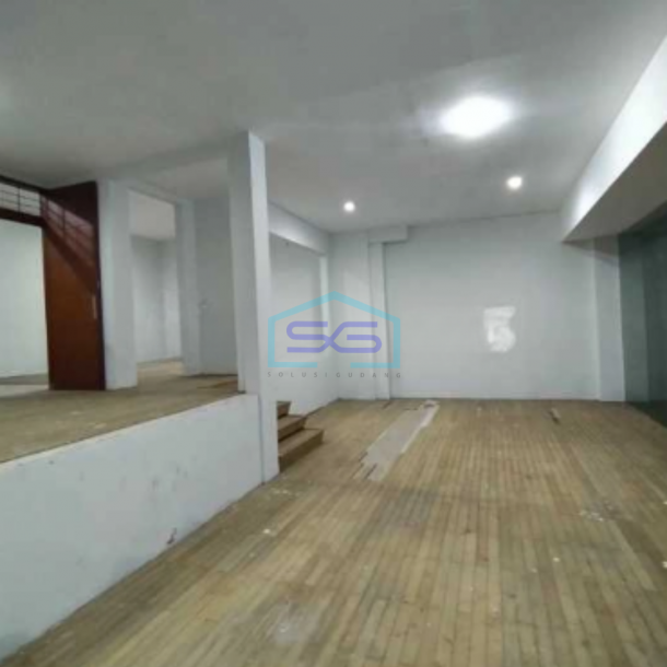 Dijual Ruang Usaha Sangat Bagus Lokasi Strategis di Surya Sumantri Bandung LT 780m2-5