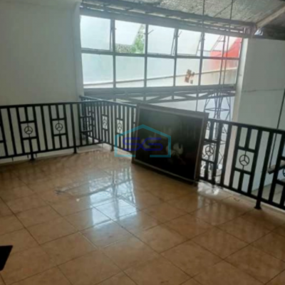 Disewakan Ruang Usaha Ex Showroom di Bekasi Luas Bangunan 400m2
