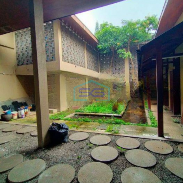 Disewakan Ruang Usaha di Surya Sumantri Bandung Luas Tanah  780 m² Lokasi Strategis-1