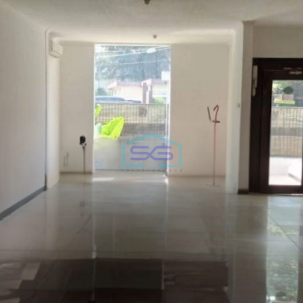 Disewakan Ruang Usaha Harga Murah 3 Lantai Luas Tanah  400 m² di Sukajadi Bandung-1