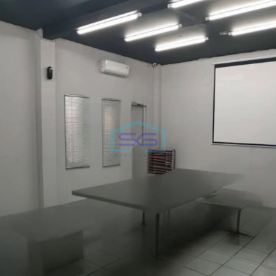 Disewakan Gedung Perkantoran Luas Tanah 460 m² di Soekarno Hatta Bandung