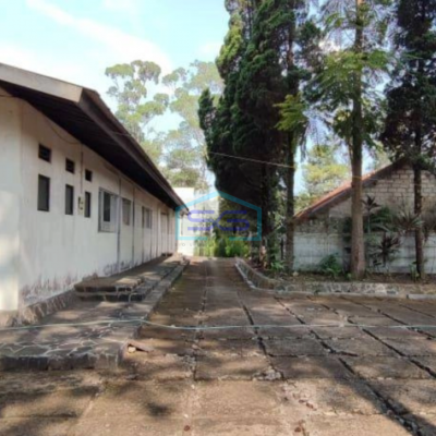 Dijual Tanah dan Bangunan Lokasi Strategis di Lembang Bandung Luas Tanah 7017 m²