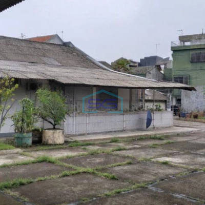 Dijual Tanah Lokasi Strategis di Pusat Kota Karawang Luas Tanah  4500 m²-5