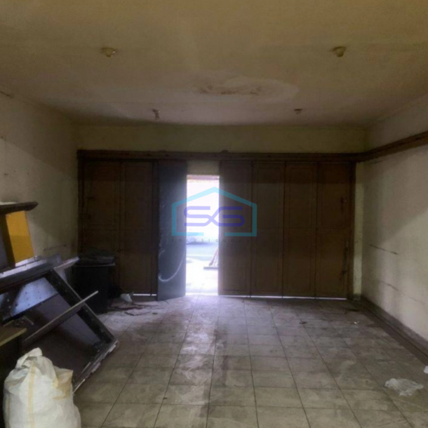 Dijual Ruko 3 Lantai Luas Bangunan 300 m² di Sudirman Bandung-3