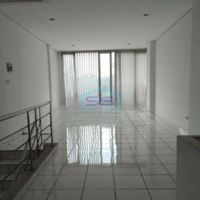 Dijual Ruko 3 Lantai Luas Bangunan  150 m² di Kopo Bandung-3