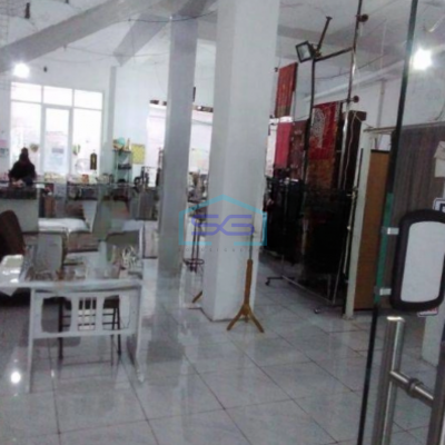 Dijual Ruko 3 Lantai Lokasi Strategis di Pusat Kota Watukencana Bandung Luas Bangunan  600 m²-2