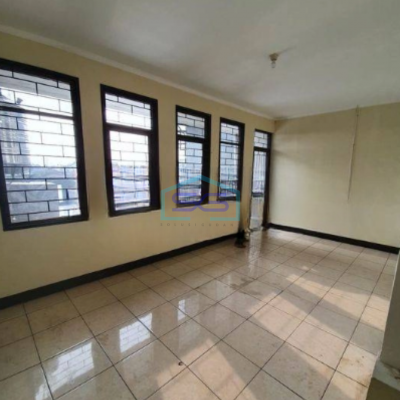 Dijual Ruko Siap Pakai Cocok Untuk Segala Usaha di Moch Toha Bandung Luas Bangunan  240 m²-3