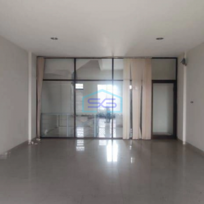 Dijual Ruko Lokasi Strategis Luas Bangunan 250 m² di Lengkong Bandung