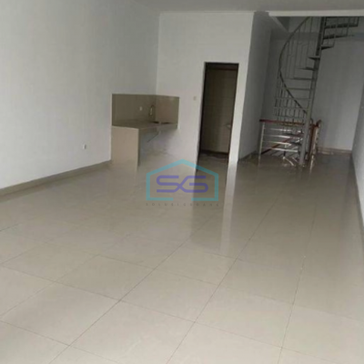 Dijual Cepat Ruko 3 Lantai Luas Bangunan  145 m²di Gunung Batu Bandung