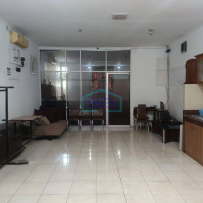 Dijual Ruko Lokasi Strategis Luas Bangunan  250 m² di Surya Sumantri Bandung