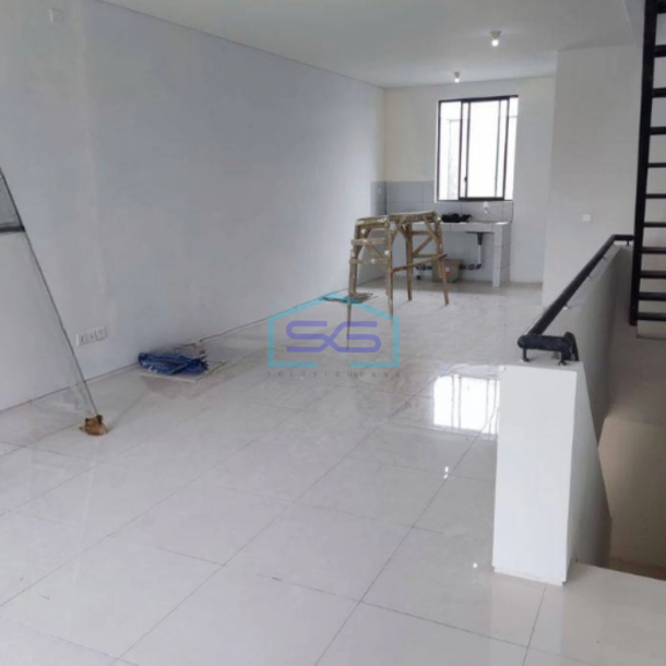 Dijual Ruko 2 Lantai Luas Bangunan  140 m² di Kota Baru Parahyangan Bandung-2