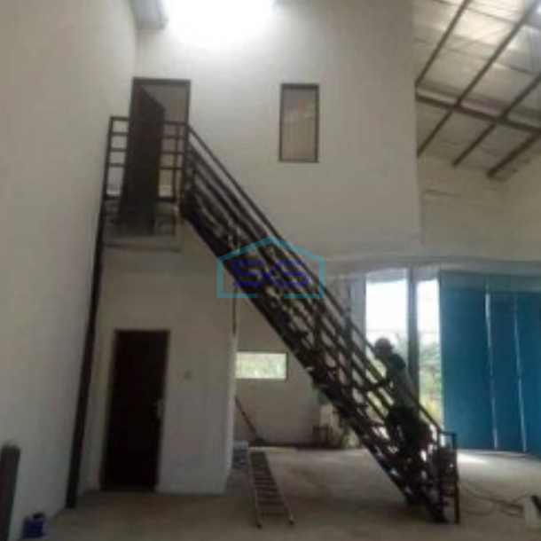 Dijual Gudang Luas Bangunan  300 m² di Kopo Bandung-1