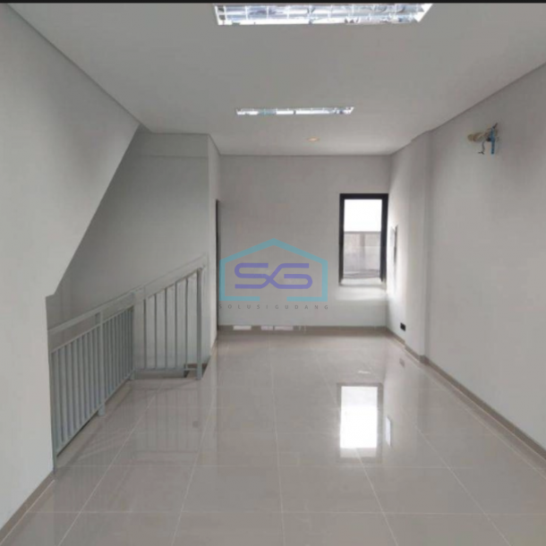 Dijual Ruko Luas Bangunan  213 m² di Summarecon Bandung 3 Lantai-1