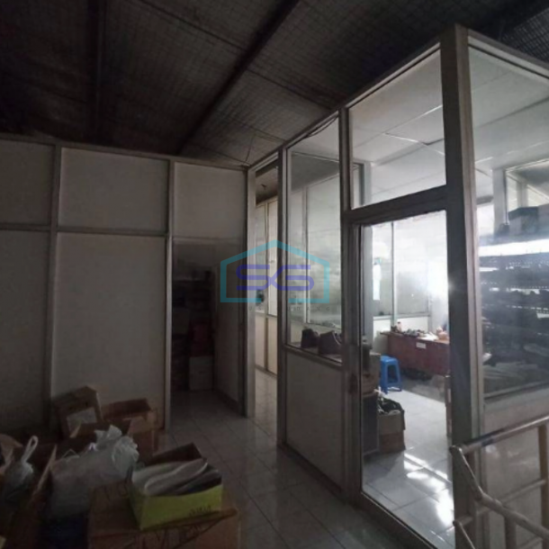 Dijual Gudang Turun Harga dan Siap Pakai Di Kopo Bandung Luas Tanah  3055 m²-1