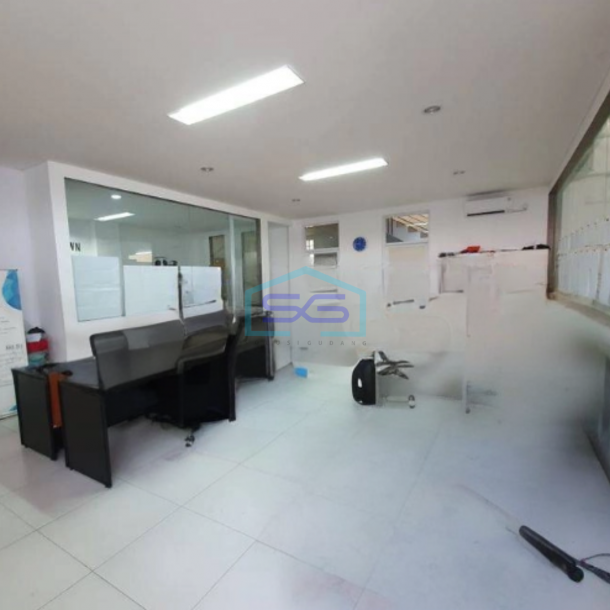 Dijual Gudang Bangunan Baru Siap Pakai Luas Tanah  972 m² di Kopo Bandung-2