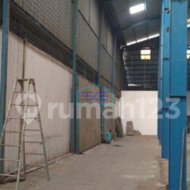 Dijual Gudang Bangunan Baru Luas Tanah 2000 m² di Holis Cigondewah Bandung-2