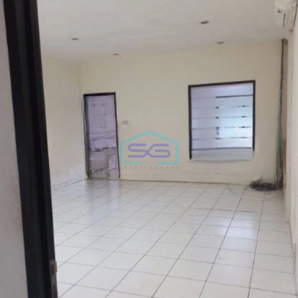 Disewakan Ruko di Gatot Subroto Bandung Luas Bangunan 200 m²-1