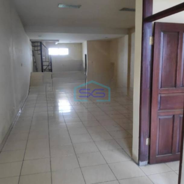 Disewakan Ruko Murah 2 Lantai Luas Bangunan  180 m² di Bojongsoang Bandung-1