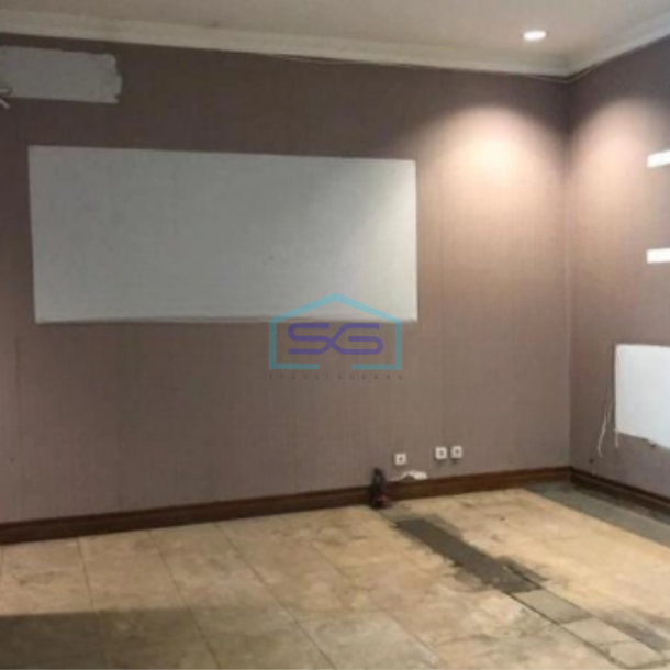 Disewakan Gedung Kantor Siap Huni di Asia Afrika Bandung Luas Tanah  390 m²-2