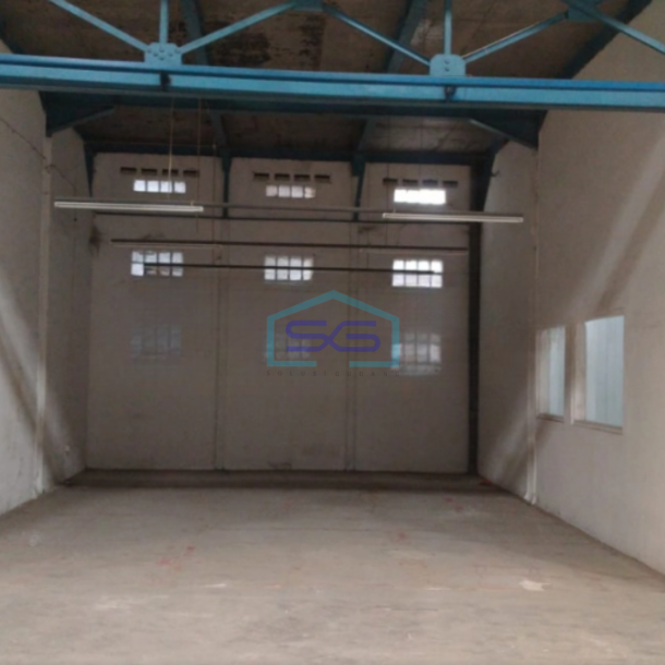 Dijual Gudang Ada Kantor Luas Tanah 2000 m² di Bandung-2