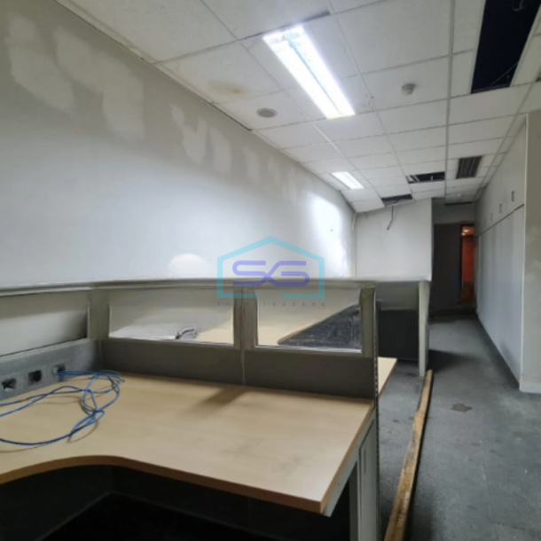 Disewakan Ruang Usaha Luas Bangunan 630 m² di Dago Bandung-1