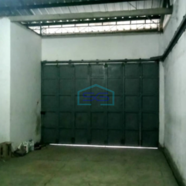 Disewakan Gudang Akses Container Luas Tanah 295 m² di Bandung-1