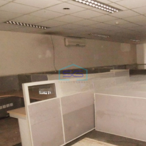 Disewakan Ruko Luas Bangunan  650 m² Lokasi Strategis di Dago Bandung-2