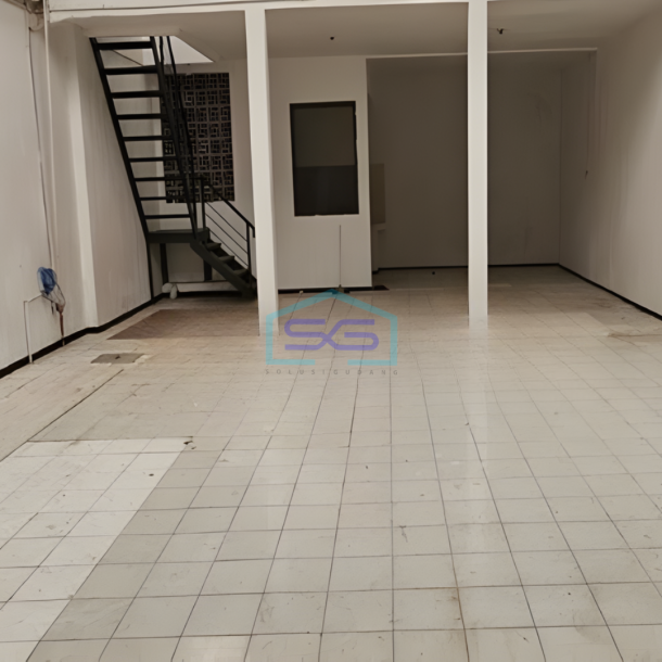 Disewakan Ruang Usaha Luas Tanah  160 m² di Bandung-1