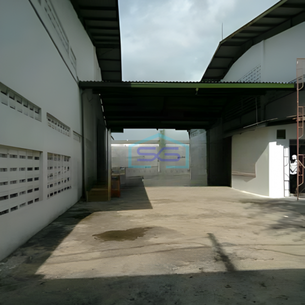 Disewakan Gudang Ada Kantor Luas Tanah 4500 m²  di Bandung-2