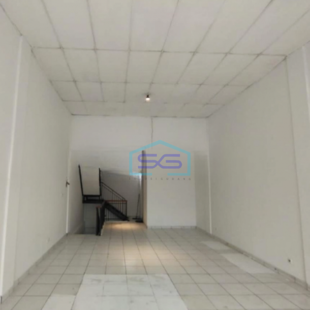 Disewakan Ruko 2 Lantai Luas Tanah 100 m² di Mekar Wangi Bandung-2